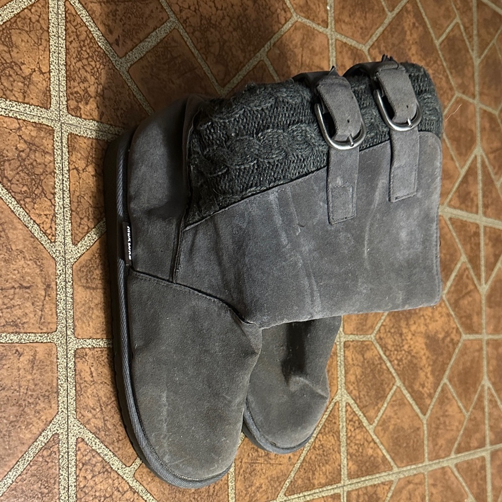 Gray MukLuks